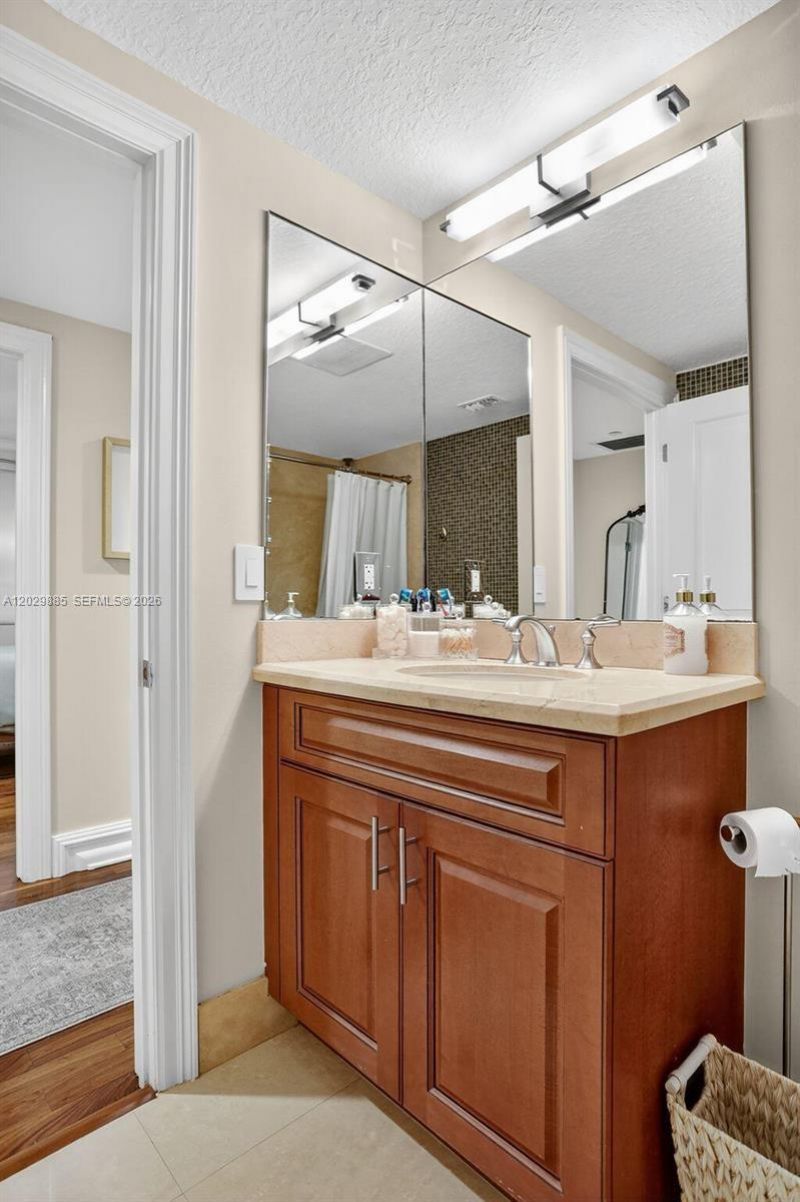 1200 Hillsboro Mile , Unit 2203, Hillsboro Beach, FL 33062 Photo