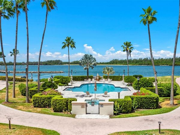 2122 Fisher Island Dr, Unit 2122, Miami Beach, FL 33109