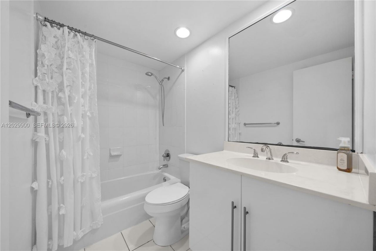 3001 S Ocean Dr , Unit 1439, Hollywood, FL 33019 Photo