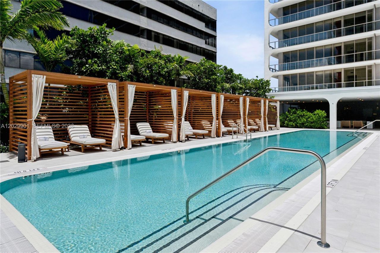 2678 Tigertail Ave , Unit 911, Miami, FL 33133 Photo