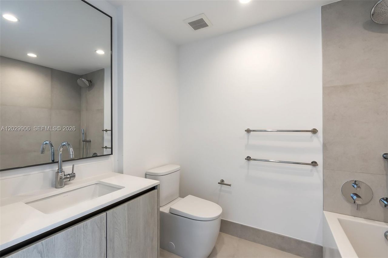 9201 E Bay Harbor Dr , Unit 603, Bay Harbor Islands, FL 33154 Photo
