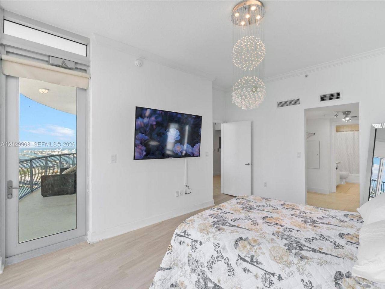 1750 N Bayshore Dr , Unit 5601, Miami, FL 33132 Photo