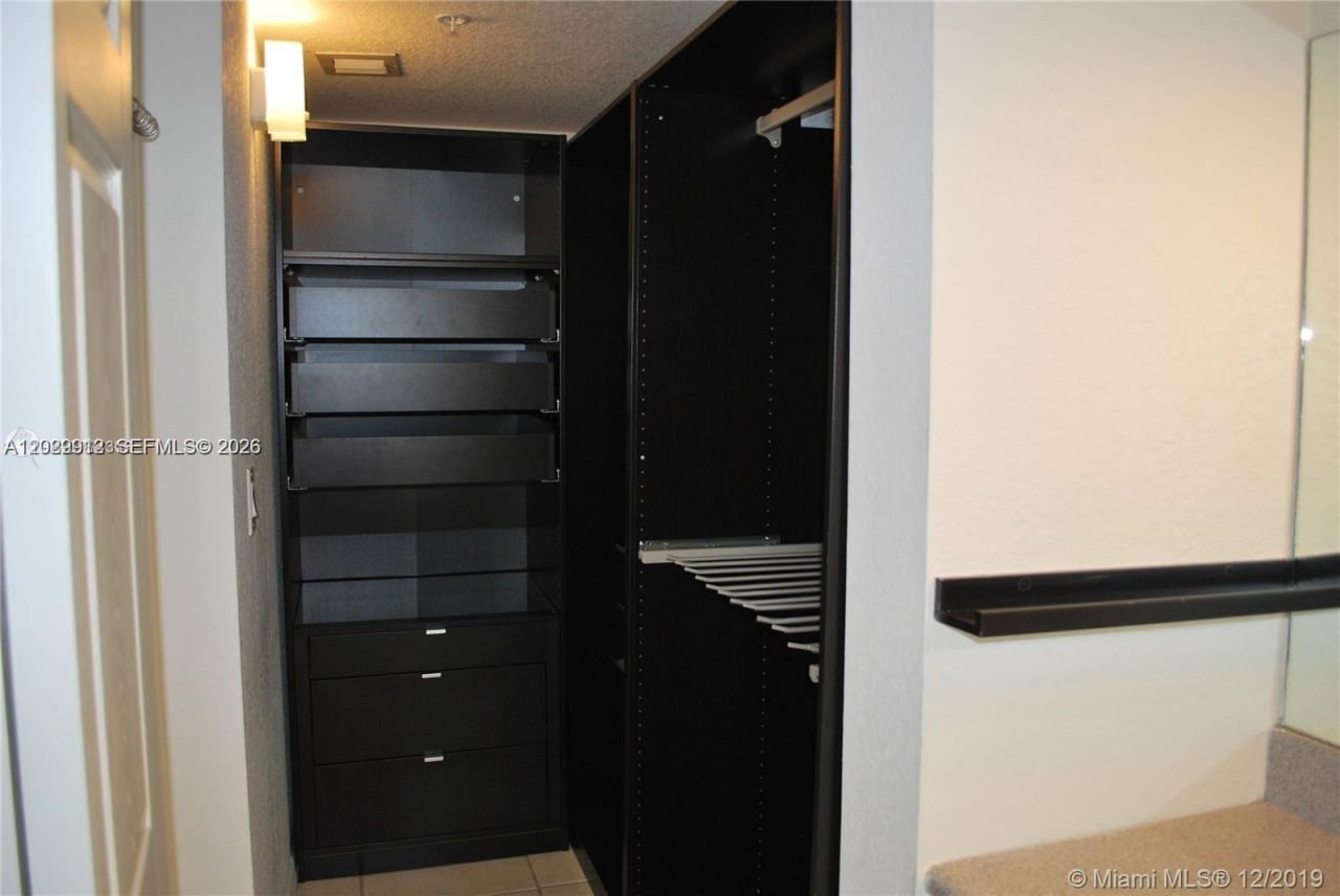 816 NW 11th St , Unit 801, Miami, FL 33136 Photo