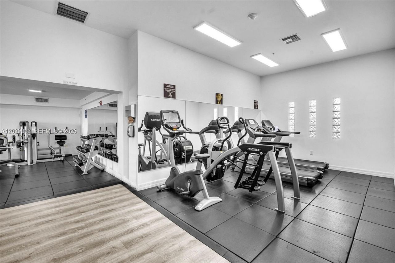 816 NW 11th St , Unit 801, Miami, FL 33136 Photo