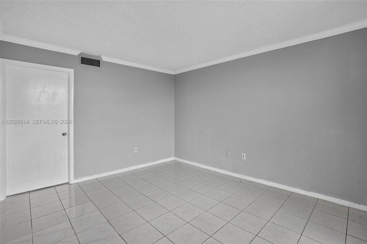 11780 SW 18th St, Unit 428-2, Miami, FL 33175 Photo