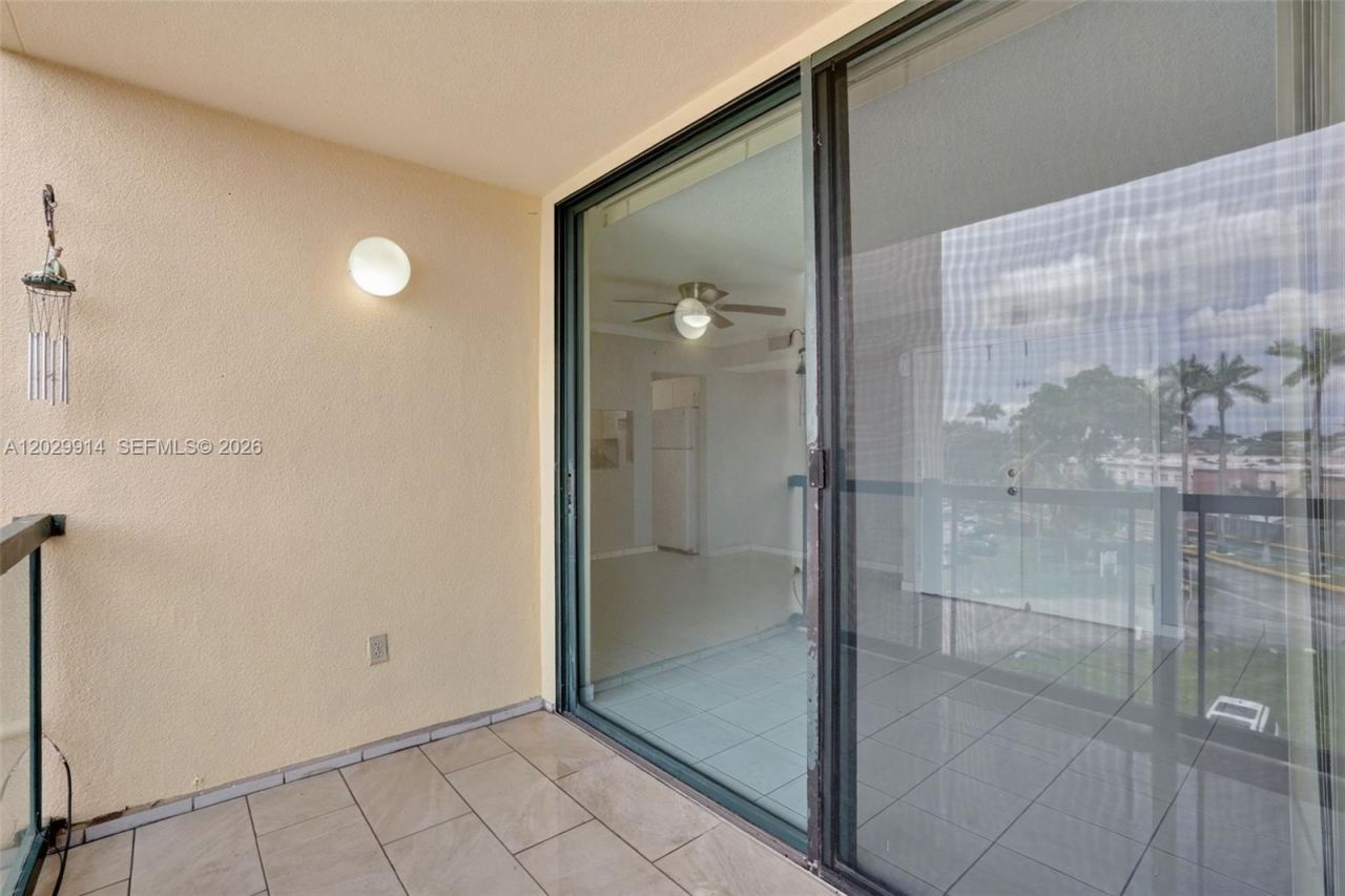 11780 SW 18th St, Unit 428-2, Miami, FL 33175 Photo