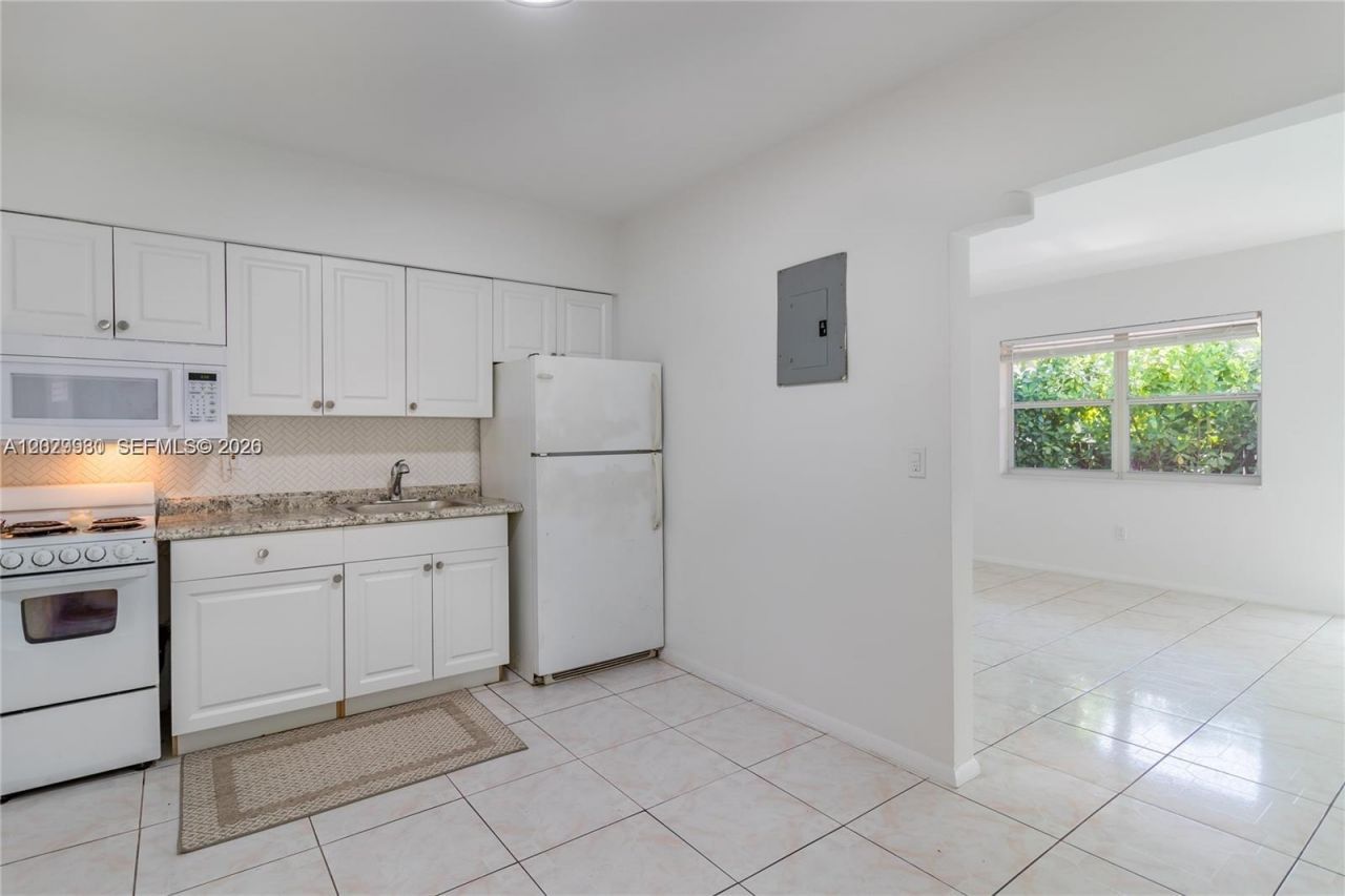 424 NE 64th St , Unit 2, Miami, FL 33138 Photo