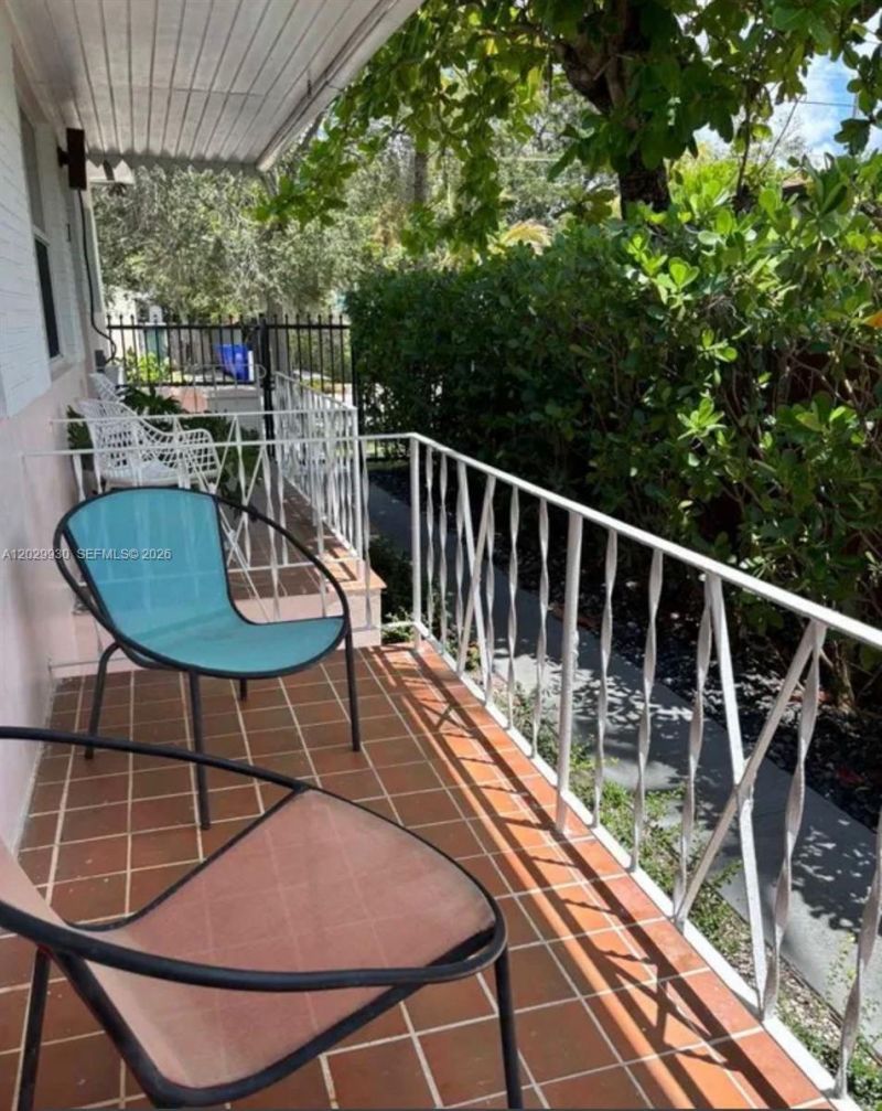 424 NE 64th St , Unit 2, Miami, FL 33138 Photo