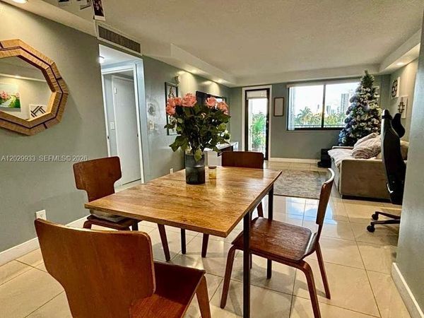 301 Golden Isles Dr , Unit 406, Hallandale Beach, FL 33009