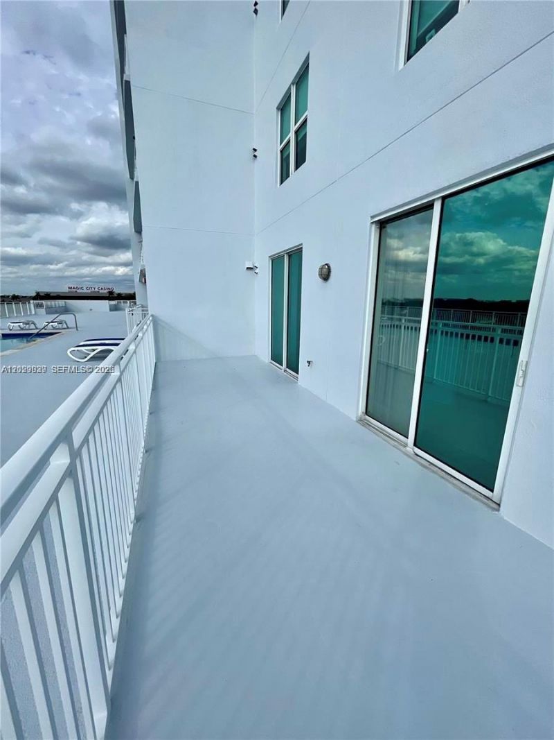 60 NW 37th Ave , Unit 400, Miami, FL 33125 Photo