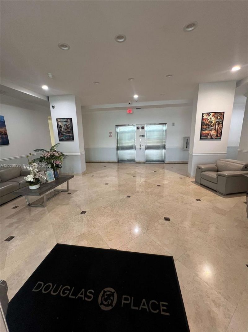 60 NW 37th Ave , Unit 400, Miami, FL 33125 Photo