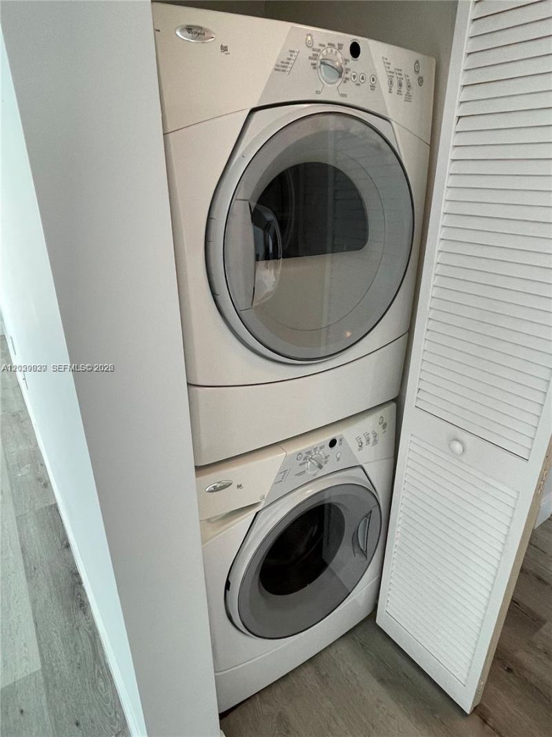 60 NW 37th Ave , Unit 400, Miami, FL 33125 Photo