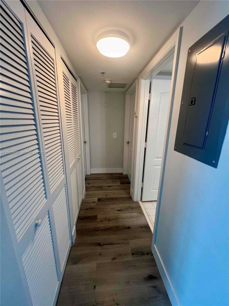 60 NW 37th Ave , Unit 400, Miami, FL 33125 Photo