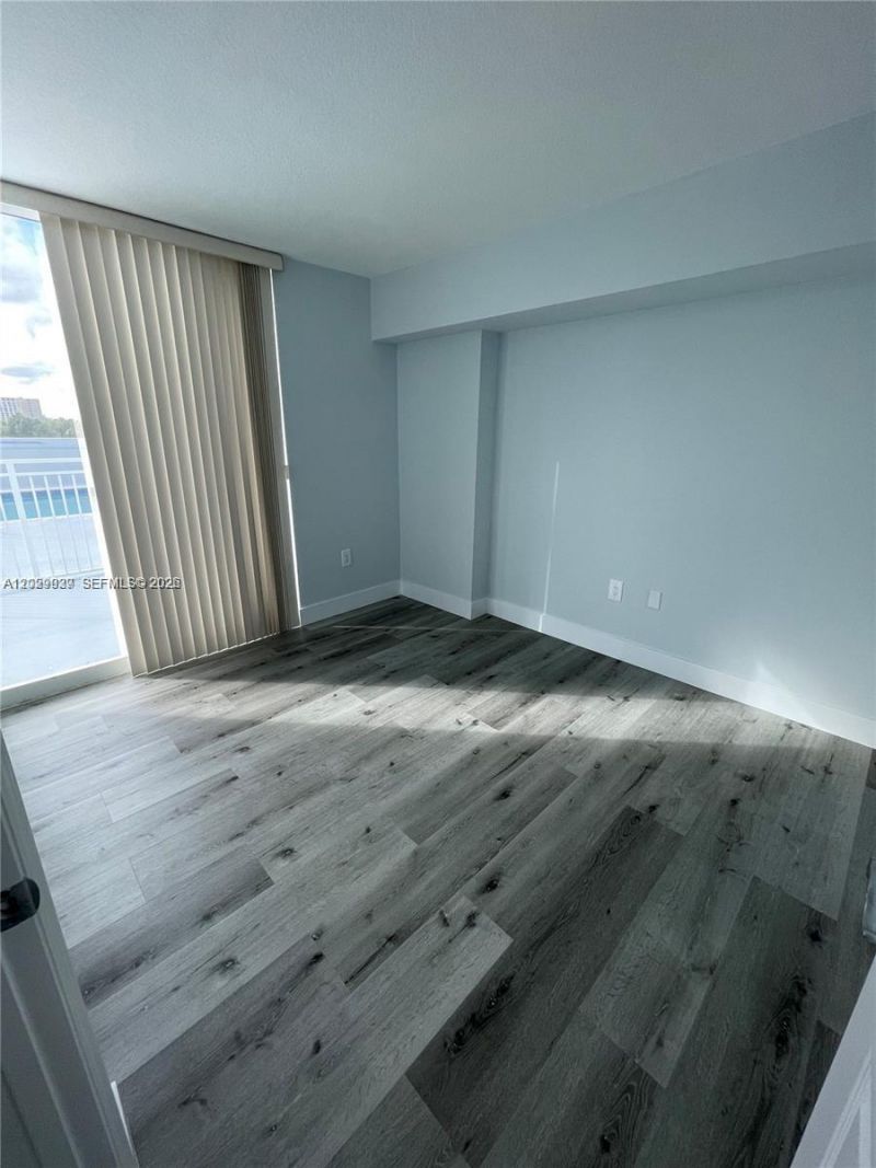 60 NW 37th Ave , Unit 400, Miami, FL 33125 Photo