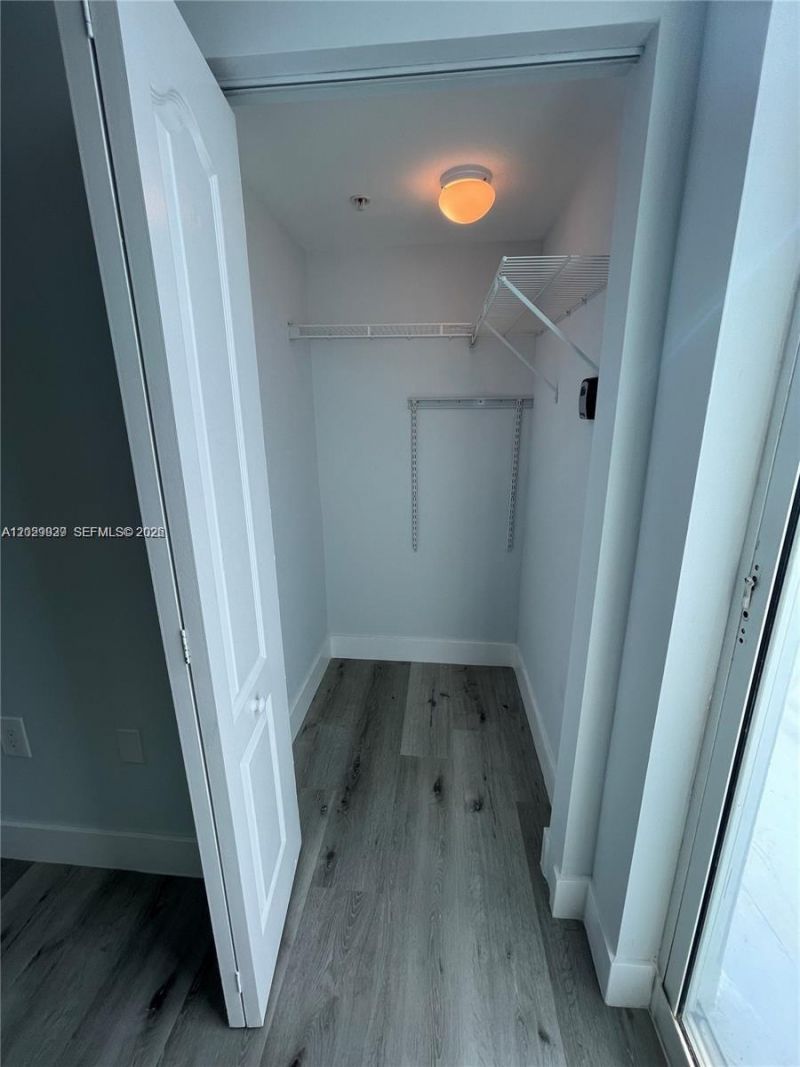 60 NW 37th Ave , Unit 400, Miami, FL 33125 Photo