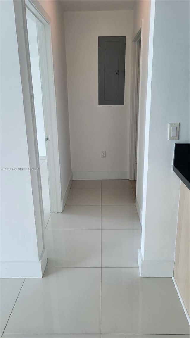1111 SW 1 Av, Unit 2718-N, Miami, FL 33130 Photo