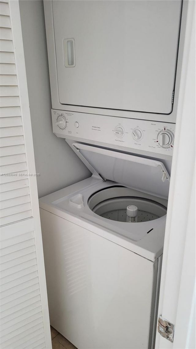 1111 SW 1 Av, Unit 2718-N, Miami, FL 33130 Photo