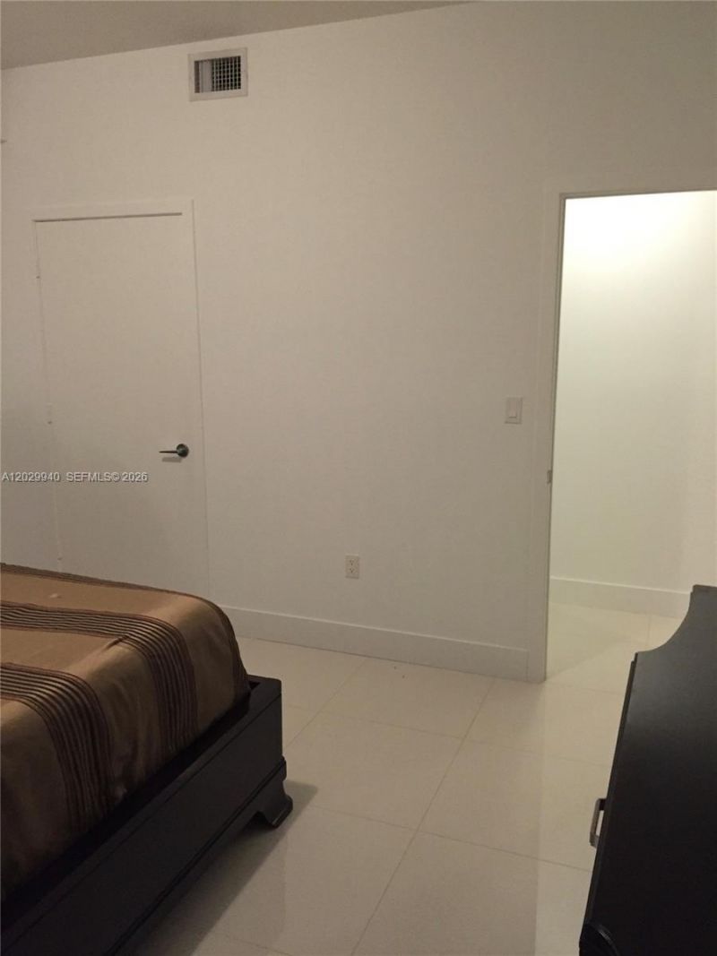 1111 SW 1 Av , Unit 2718-N, Miami, FL 33130 Photo