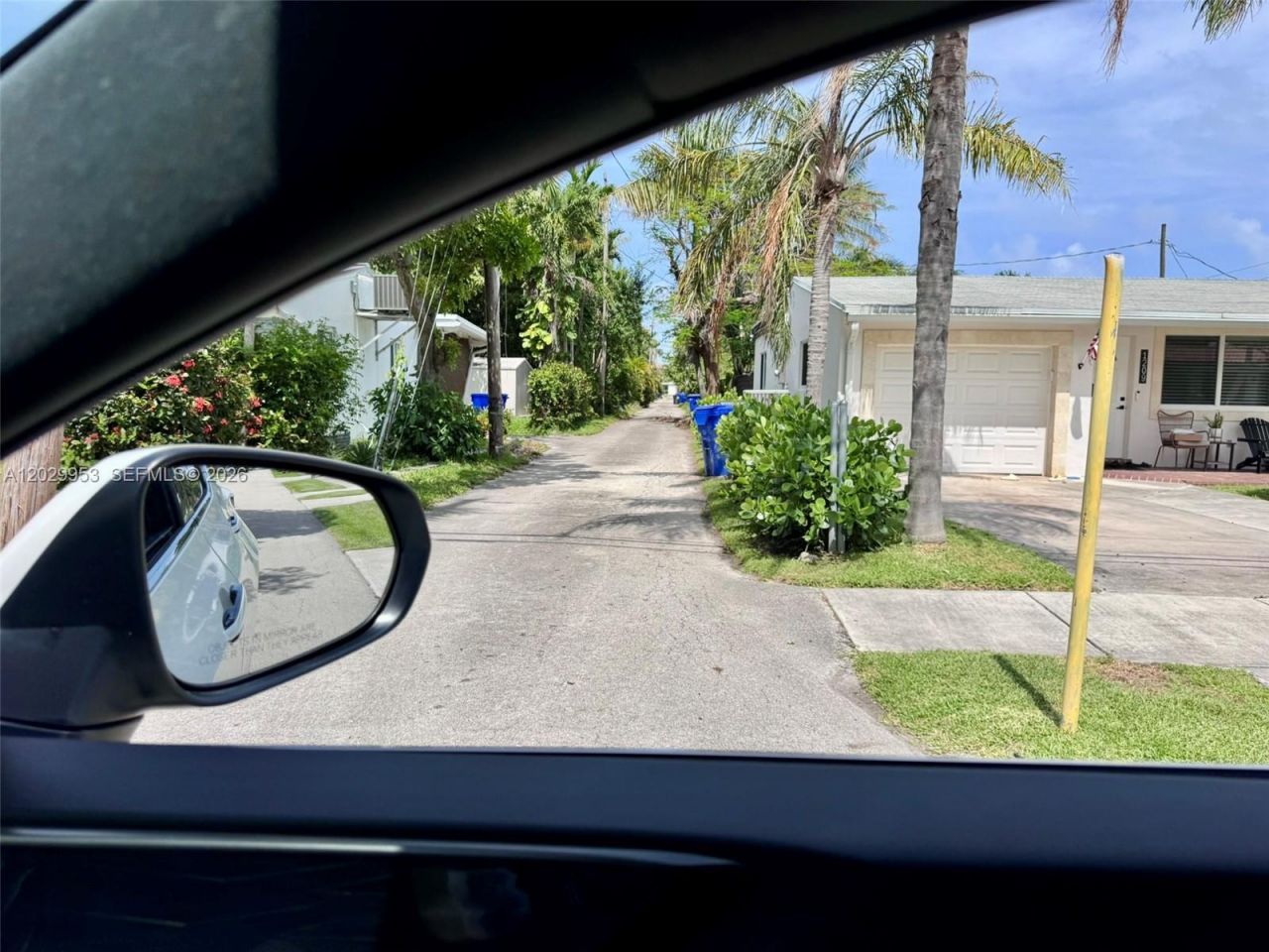 1419 Garfield St , Unit 2 (Back), Hollywood, FL 33020 Photo