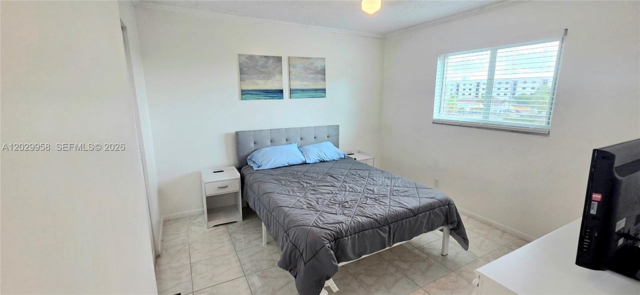 2145 Pierce St , Unit 305, Hollywood, FL 33020 Photo