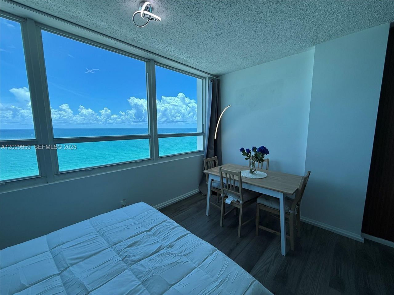 5445 Collins Ave , Unit 1701, Miami Beach, FL 33140 Photo