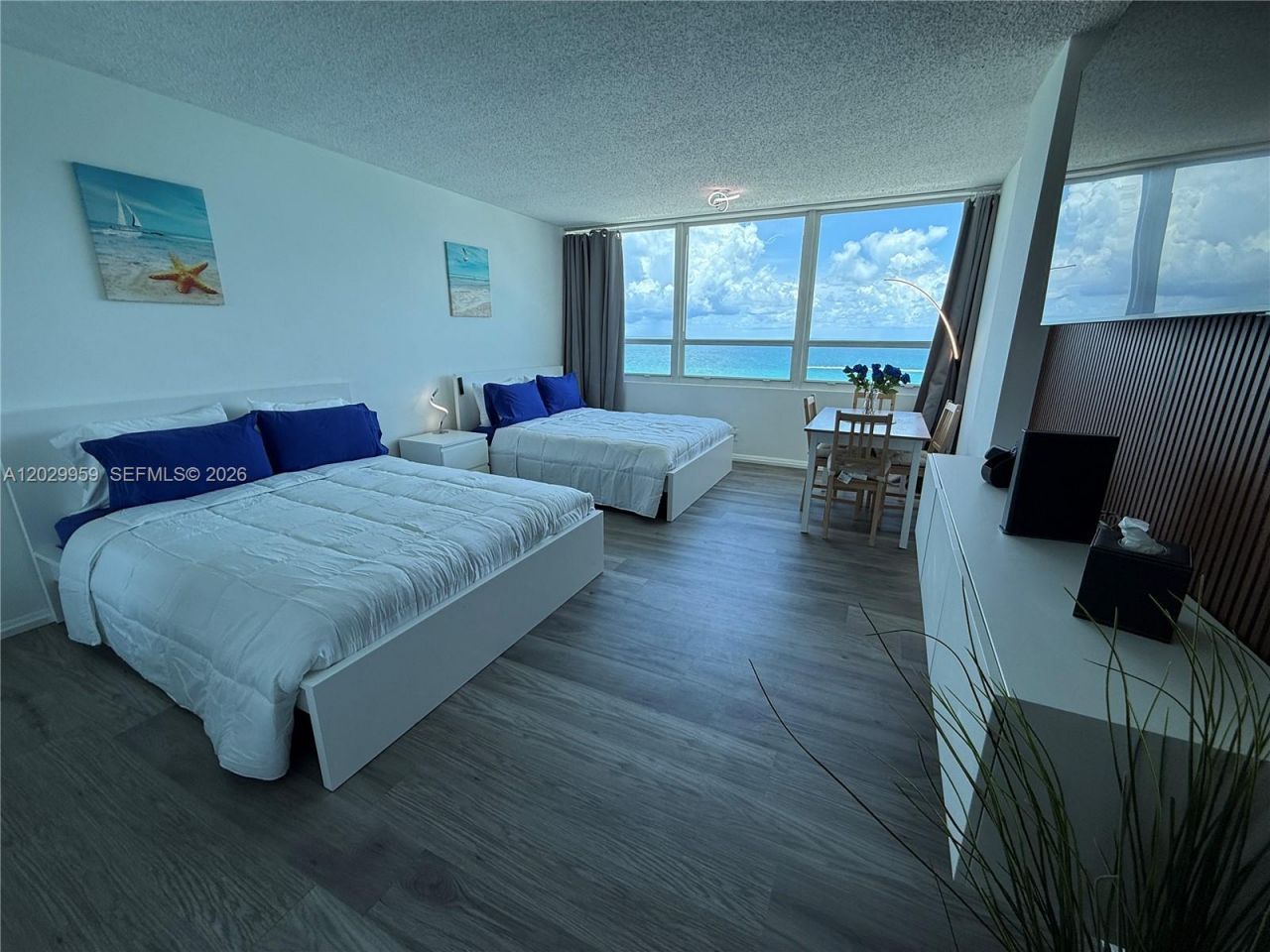 5445 Collins Ave , Unit 1701, Miami Beach, FL 33140 Photo