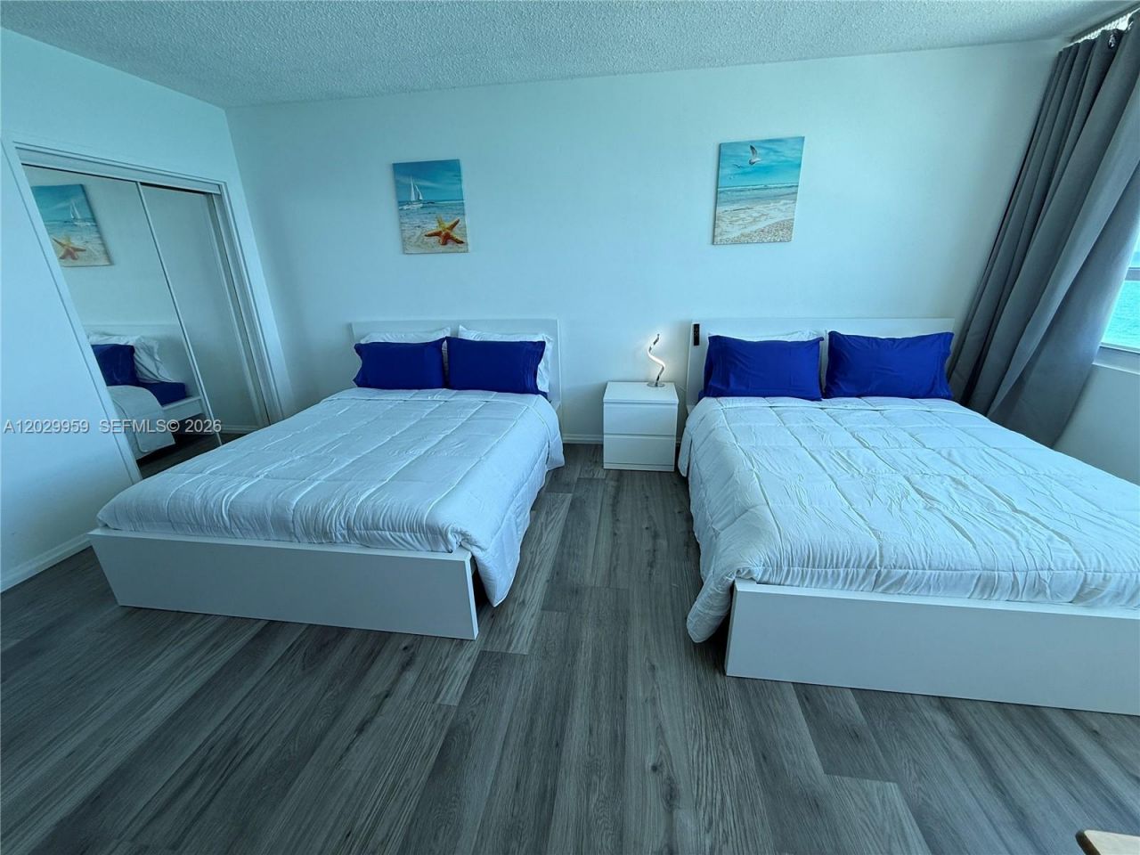 5445 Collins Ave , Unit 1701, Miami Beach, FL 33140 Photo