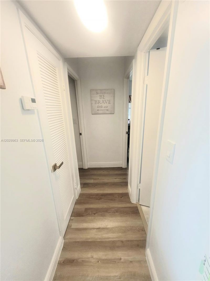 1780 NE 191st St, Unit 611-2, Miami, FL 33179 Photo