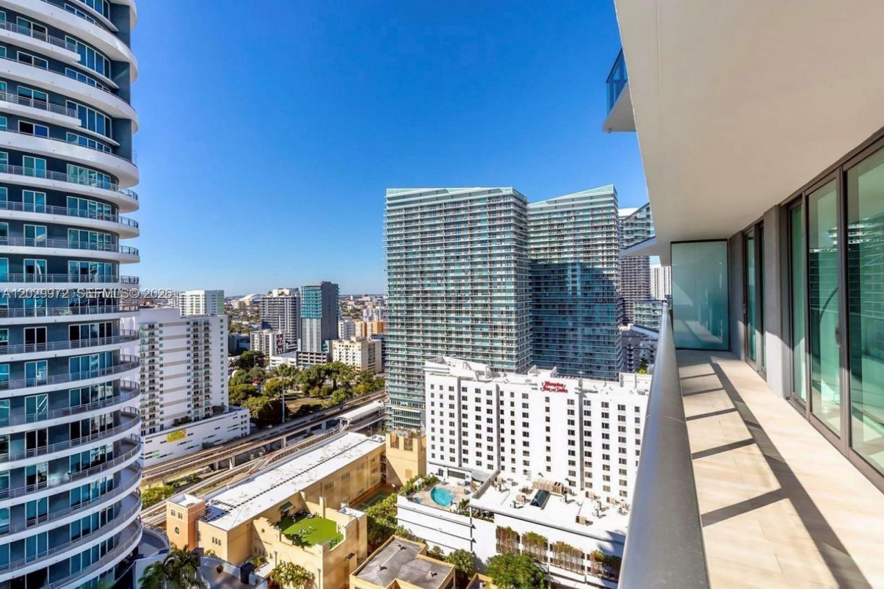 1300 S Miami Ave , Unit 2209, Miami, FL 33130 Photo