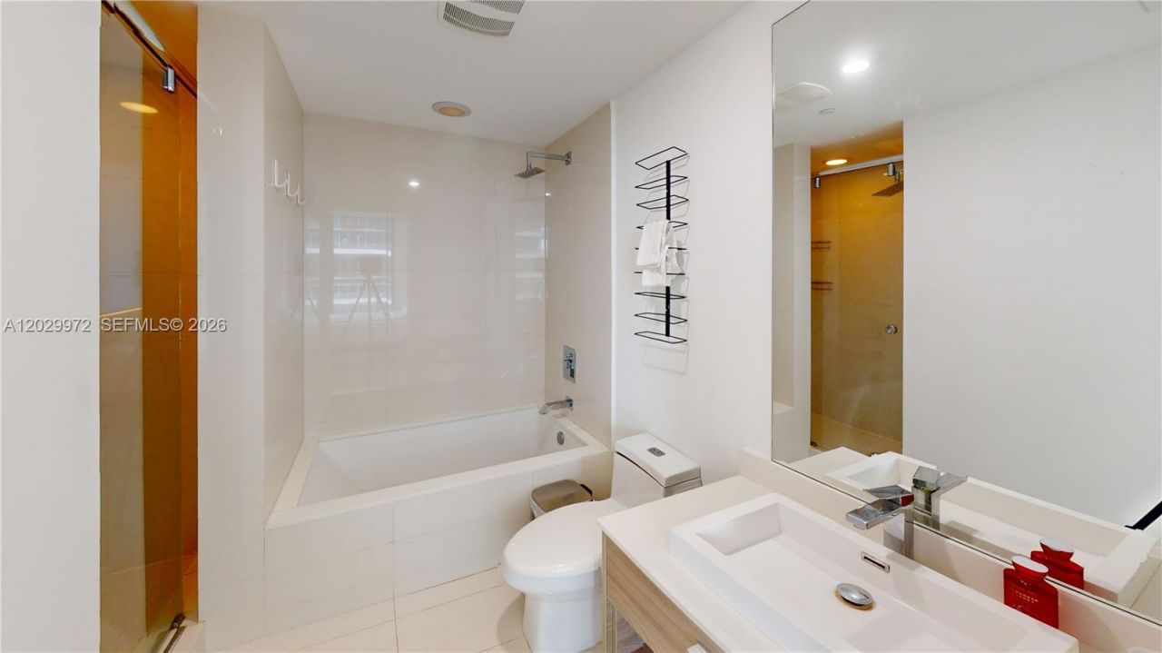 1300 S Miami Ave, Unit 2209, Miami, FL 33130 Photo