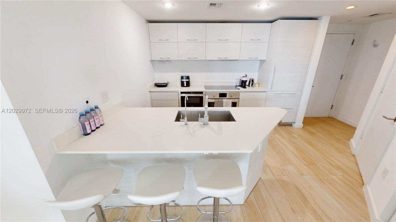 1300 S Miami Ave, Unit 2209, Miami, FL 33130 Photo