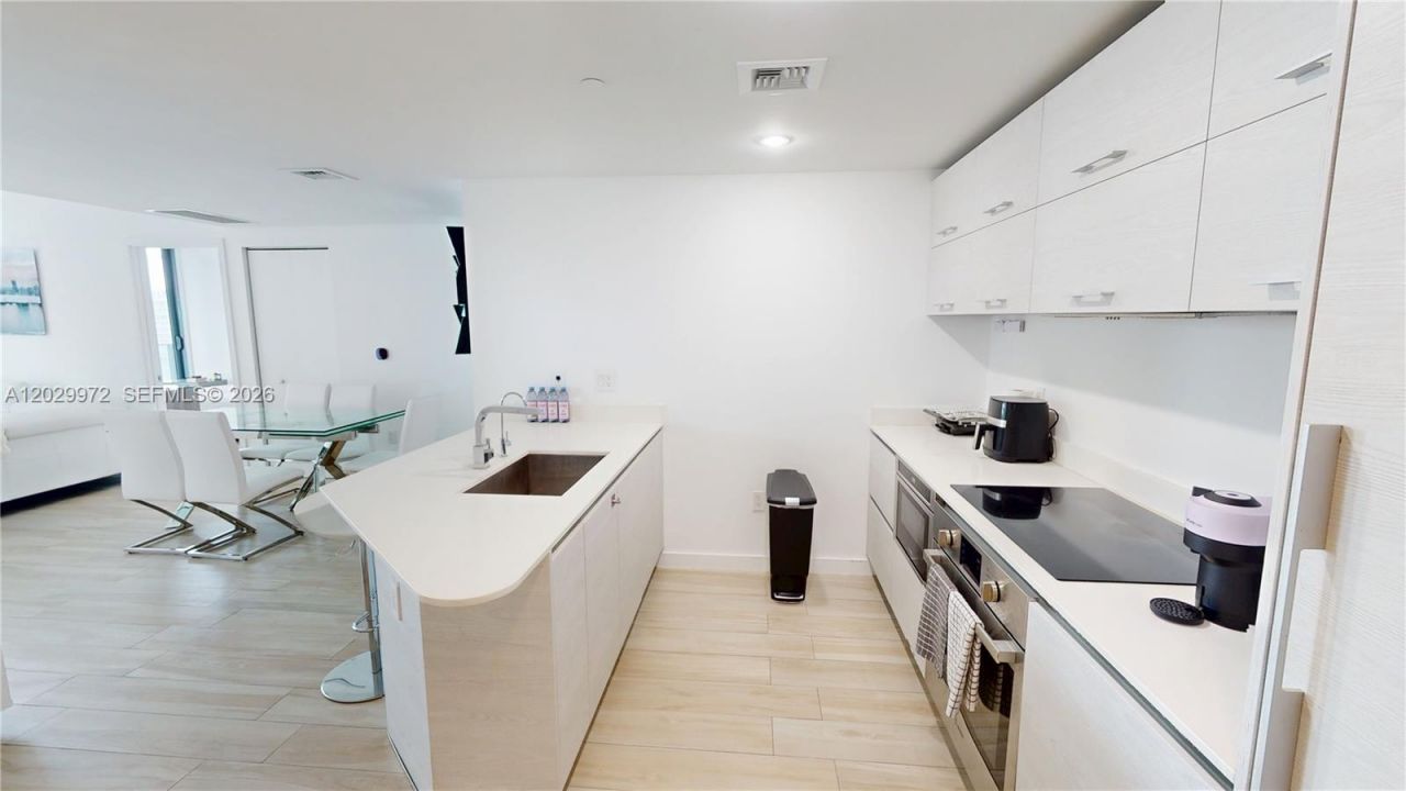 1300 S Miami Ave, Unit 2209, Miami, FL 33130 Photo