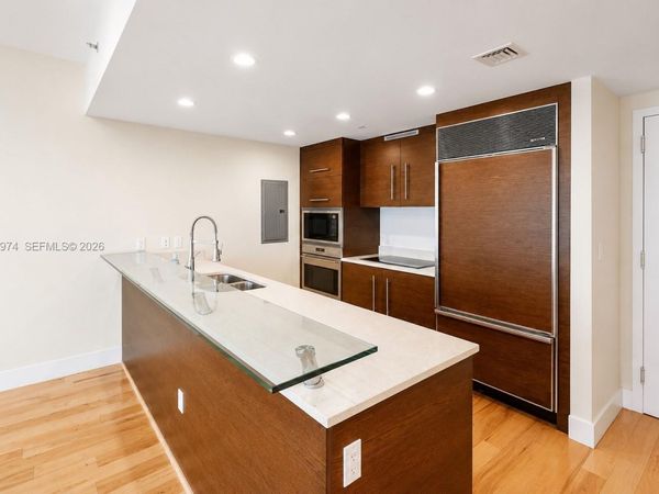 475 Brickell Ave , Unit 2909, Miami, FL 33131