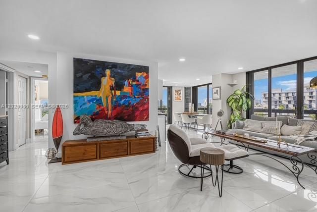 3500 Mystic Pointe Dr , Unit 604, Aventura, FL 33180 Photo