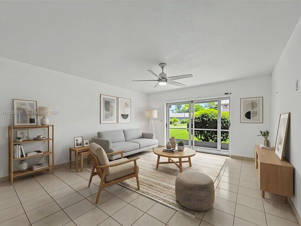 700 Layne Blvd , Unit 104, Hallandale Beach, FL 33009