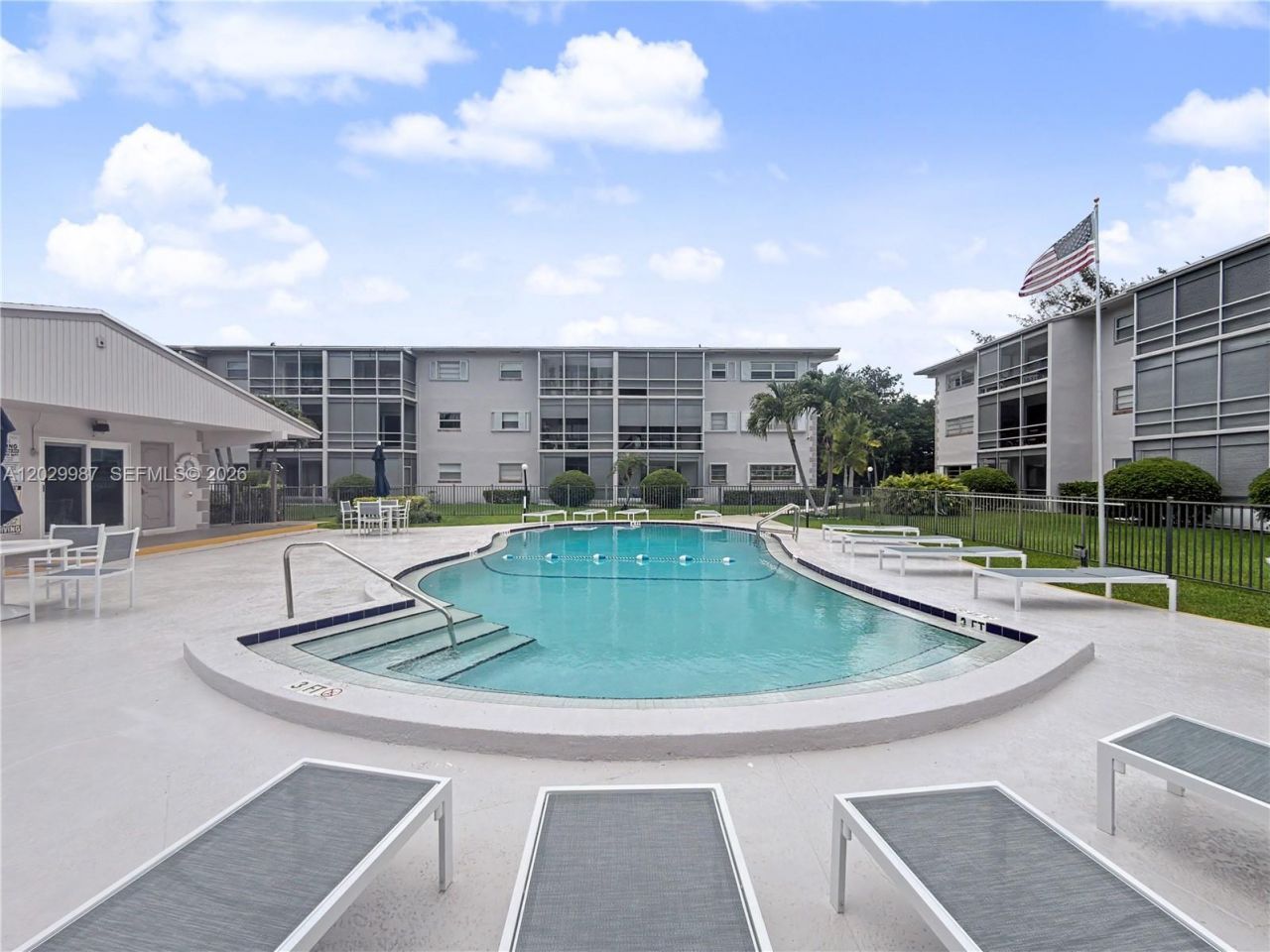 700 Layne Blvd , Unit 104, Hallandale Beach, FL 33009 Photo