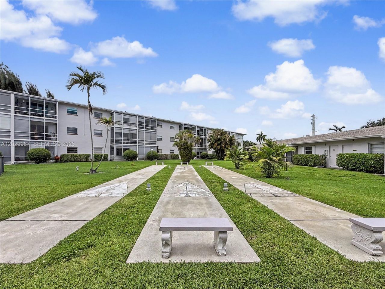 700 Layne Blvd , Unit 104, Hallandale Beach, FL 33009 Photo