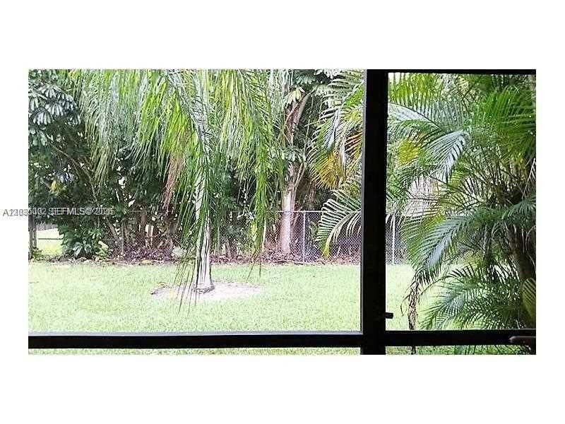9117 NW 1st Ct , Unit 105, Pembroke Pines, FL 33024 Photo