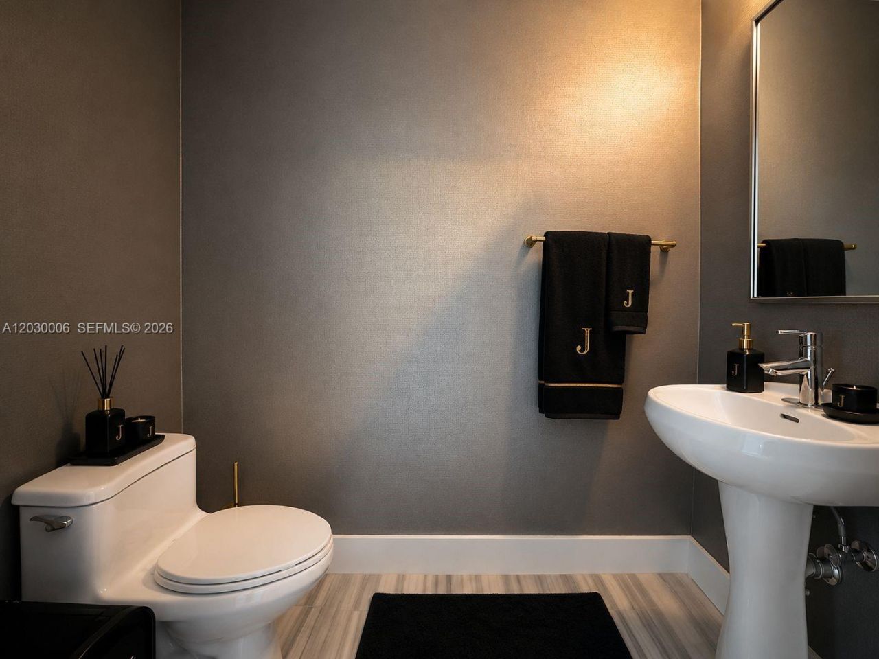 60 SW 13th St, Unit 3004, Miami, FL 33130 Photo