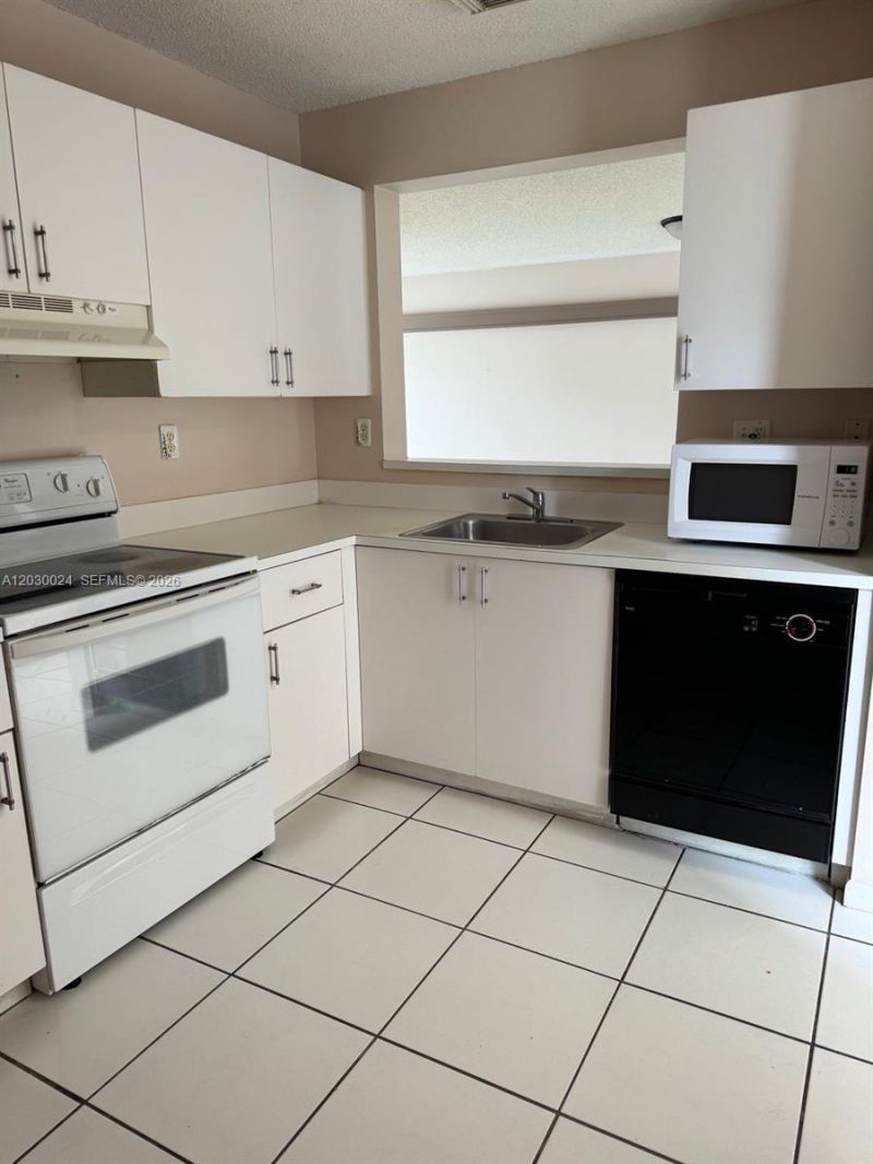 Please Call For Address, Unit 204, Miami, FL 33182 Photo