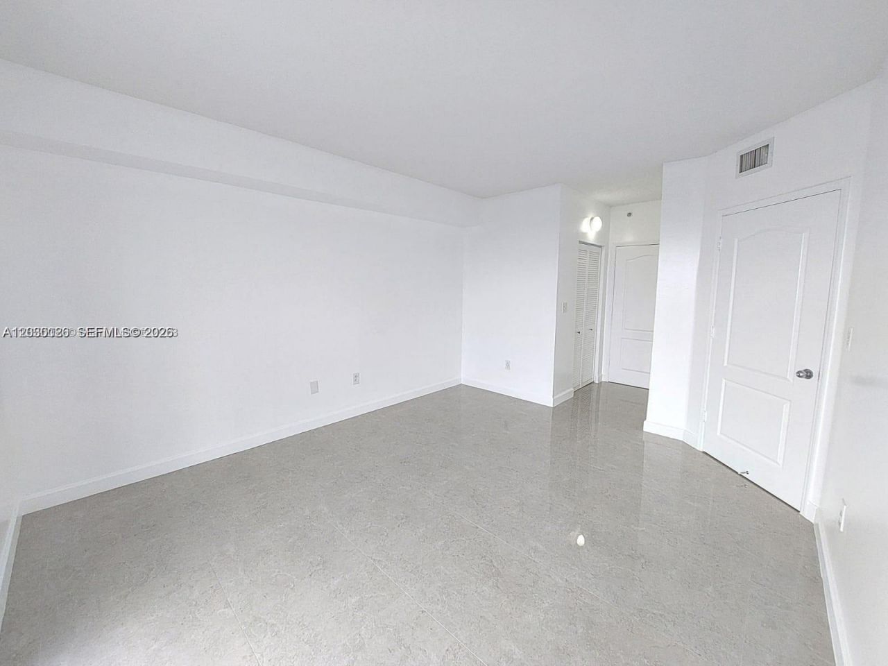 5077 NW 7th St, Unit 1111, Miami, FL 33126 Photo
