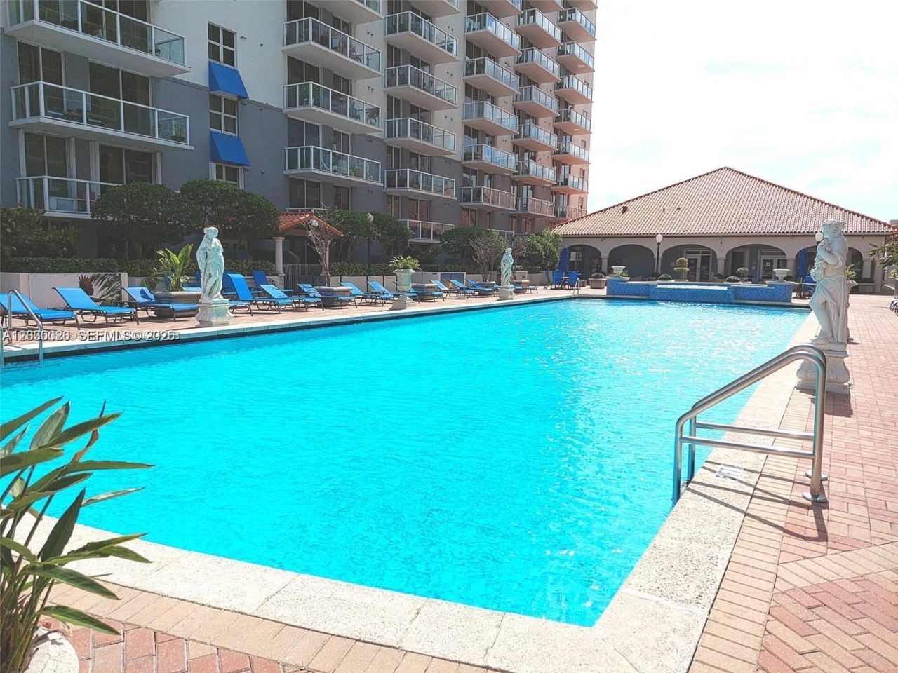 5077 NW 7th St, Unit 1111, Miami, FL 33126 Photo