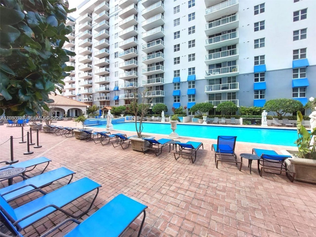 5077 NW 7th St, Unit 1111, Miami, FL 33126 Photo