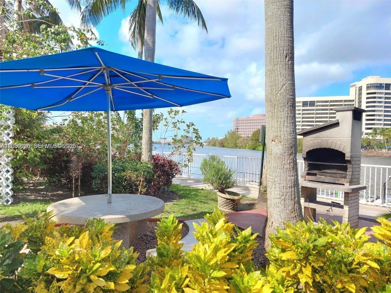 5077 NW 7th St, Unit 1111, Miami, FL 33126 Photo