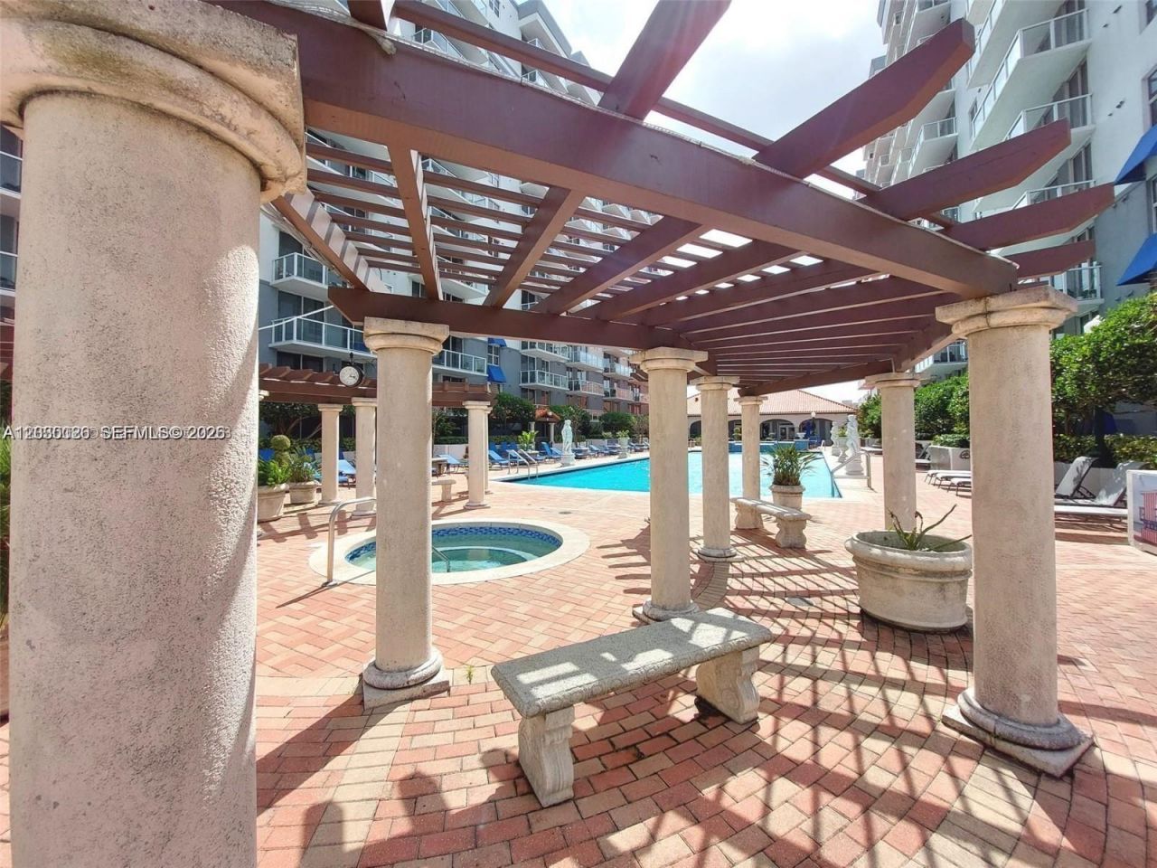 5077 NW 7th St, Unit 1111, Miami, FL 33126 Photo