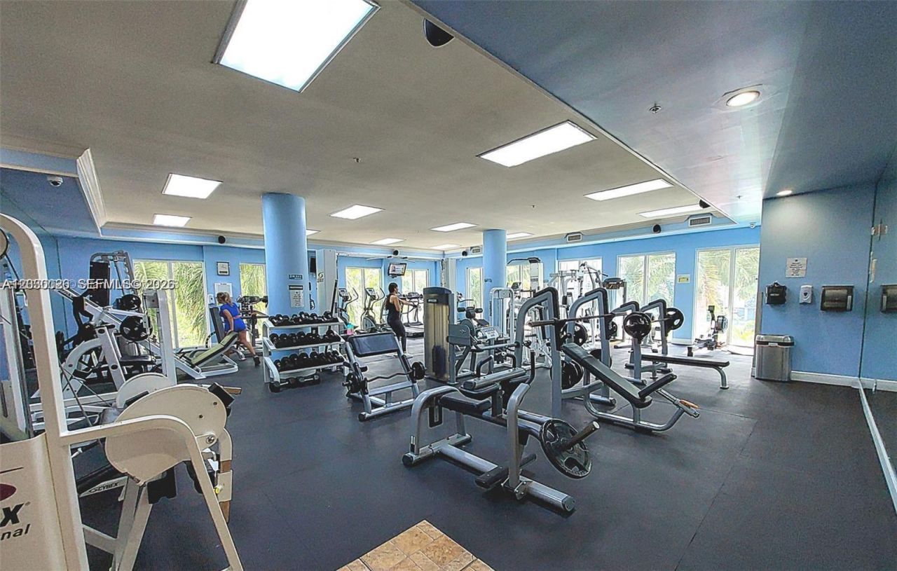 5077 NW 7th St, Unit 1111, Miami, FL 33126 Photo