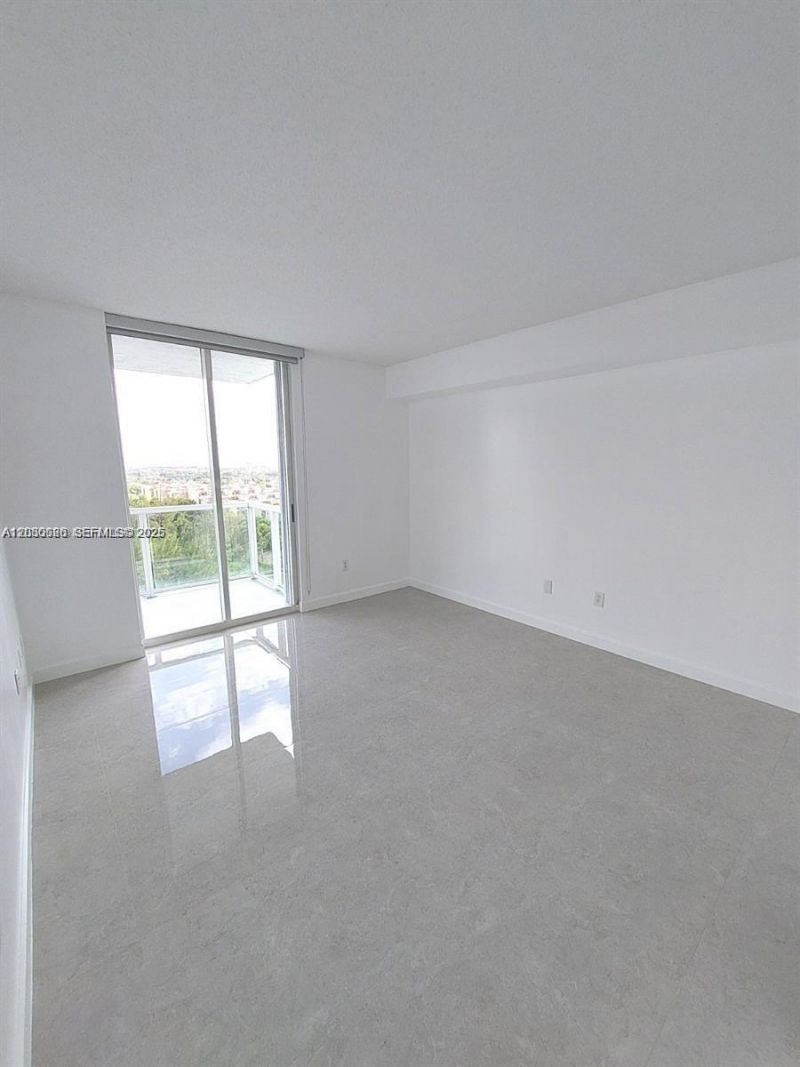 5077 NW 7th St, Unit 1111, Miami, FL 33126 Photo