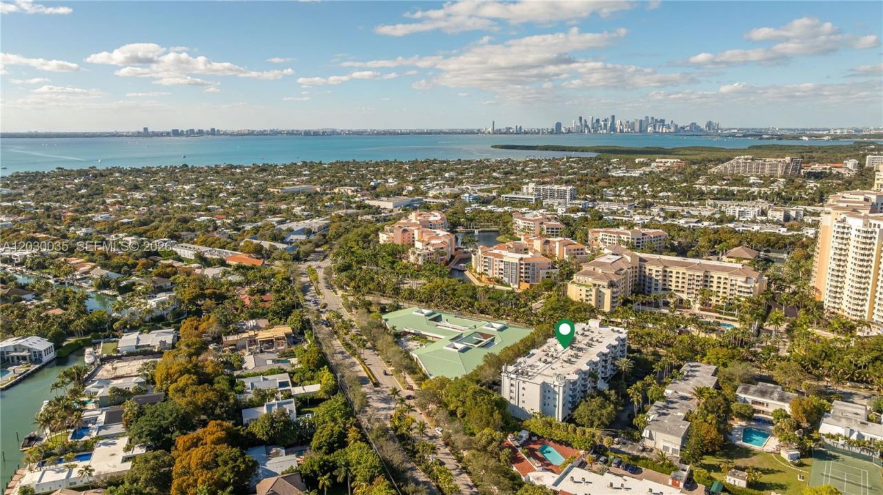 210 Sea View Dr , Unit 207, Key Biscayne, FL 33149 Photo