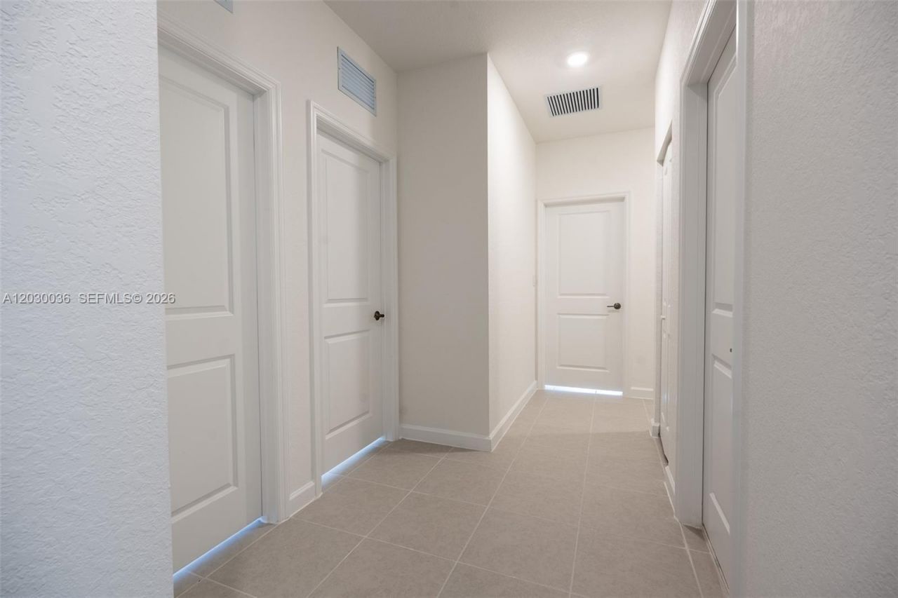 2485 SE 29th Dr, Unit ,, Homestead, FL 33035 Photo