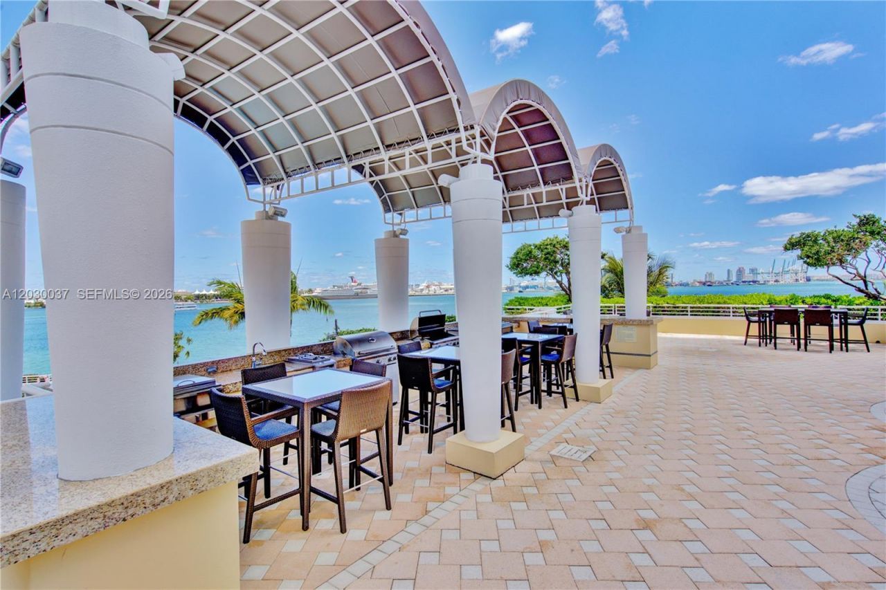 808 Brickell Key Dr , Unit 3002, Miami, FL 33131 Photo